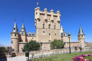 Descubre cuál es el día en que puedes visitar gratis el impresionante Alcázar de Segovia
