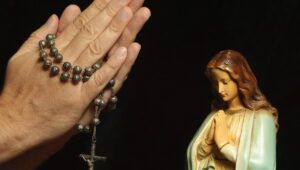 El nombre del rosario de 12 cuentas: todo lo que necesitas saber